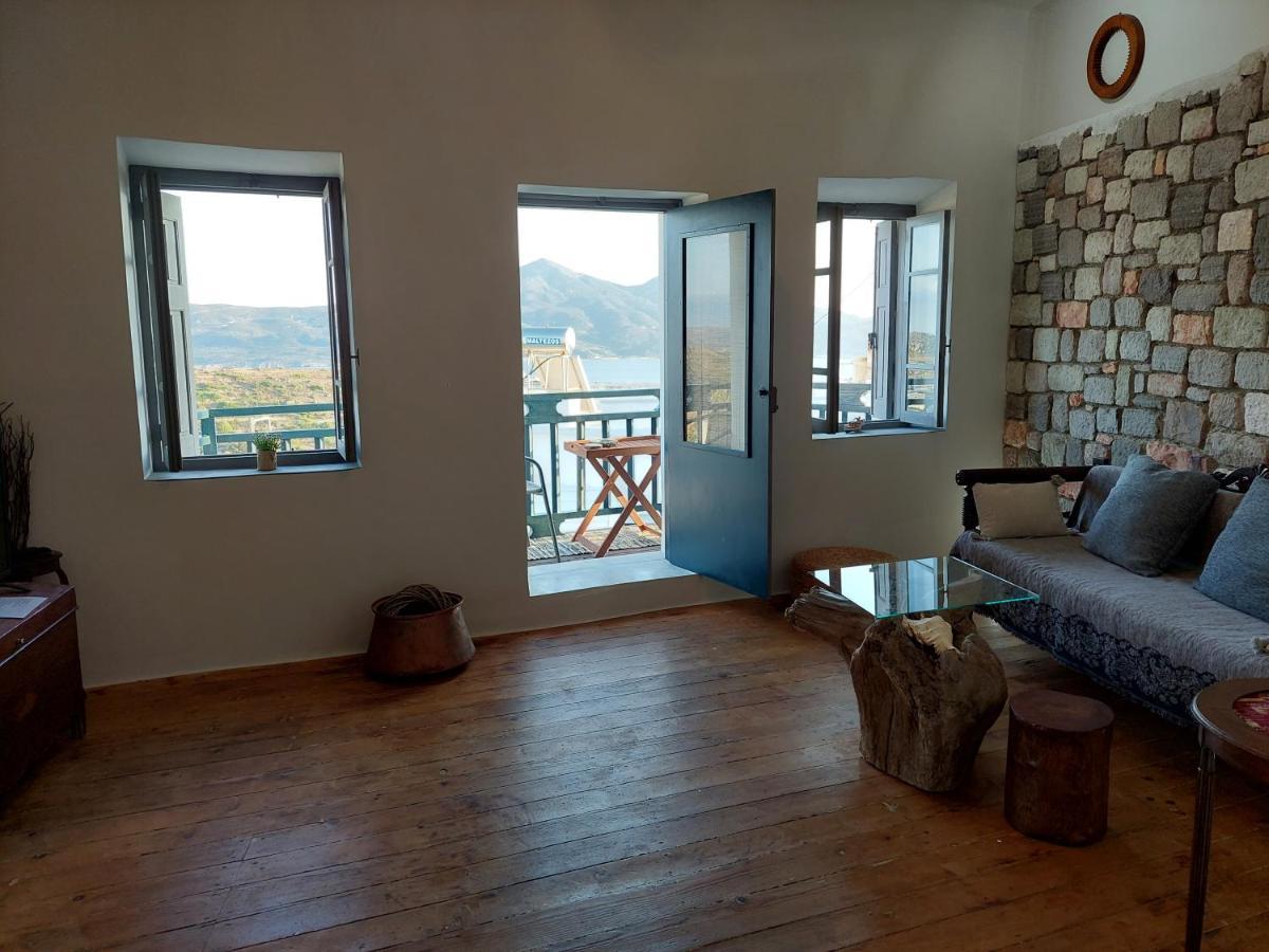 View Awakening Apartment Tripití Exterior foto