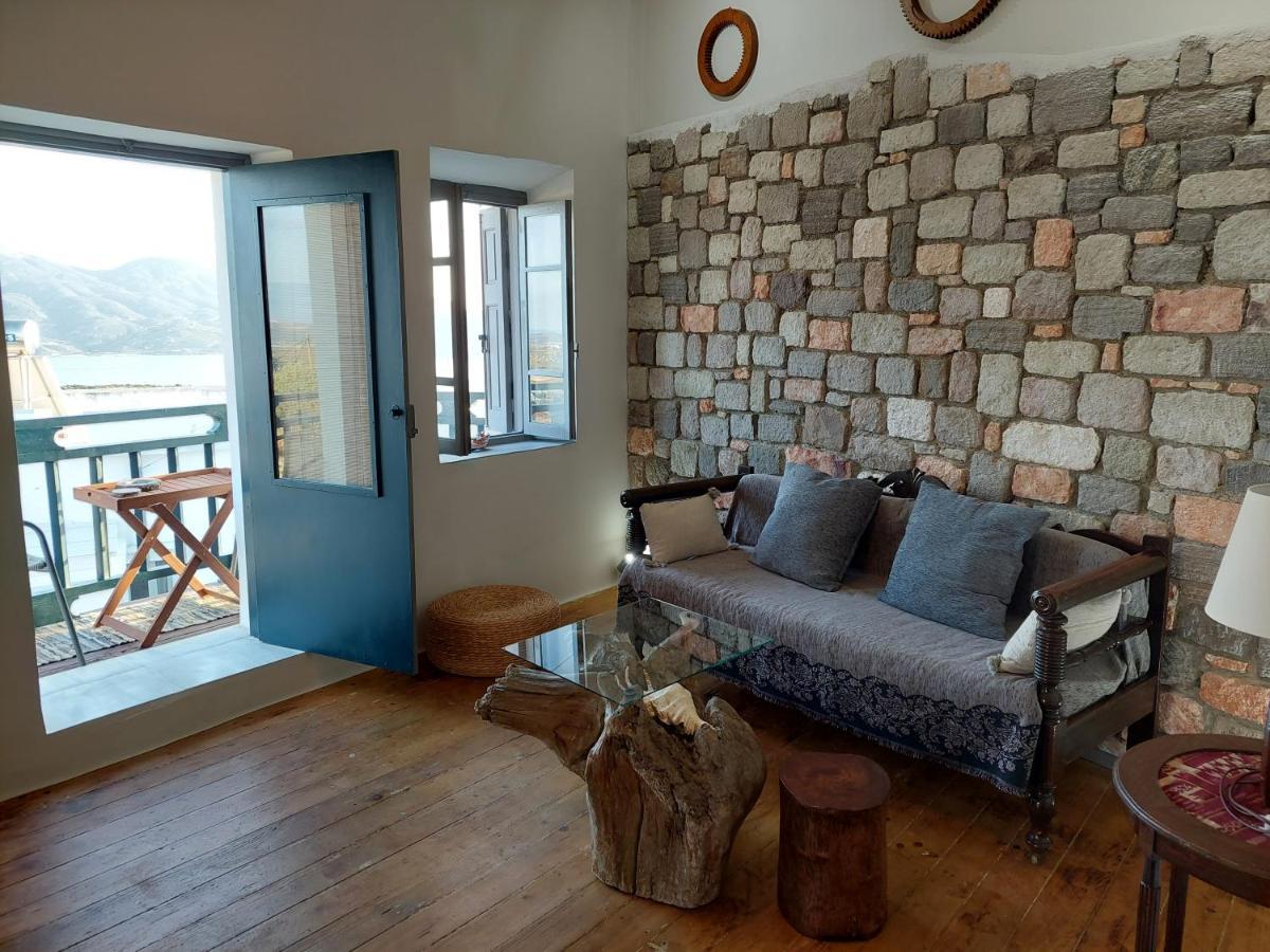 View Awakening Apartment Tripití Exterior foto